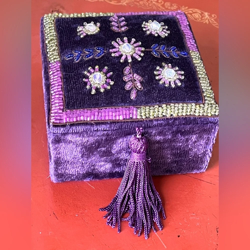 Shakeel's Concepts Purple Embroidered Velvet Jewelry Square Beaded Box